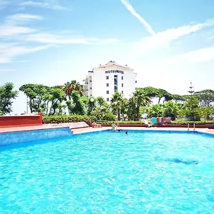 Renovado, Luminoso Y Confortable Loft Con Piscina Apartamento